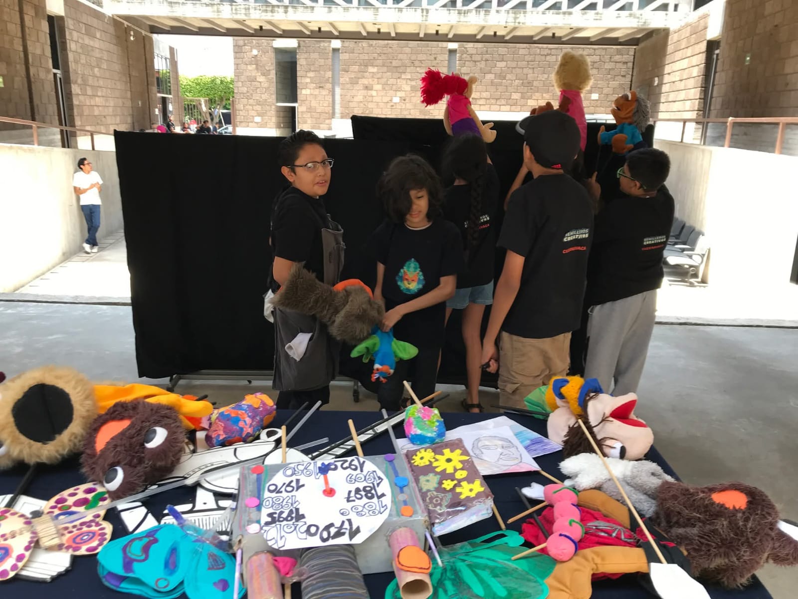 Actividad Cultural Comunitaria: Diálogos escénicos